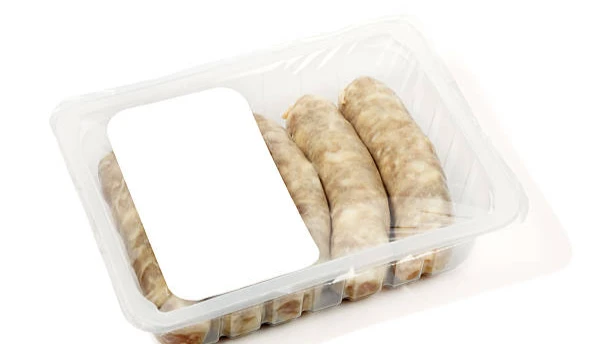 Fresh sausages packed in modified atmosphere packaging (CARTE) clear tray